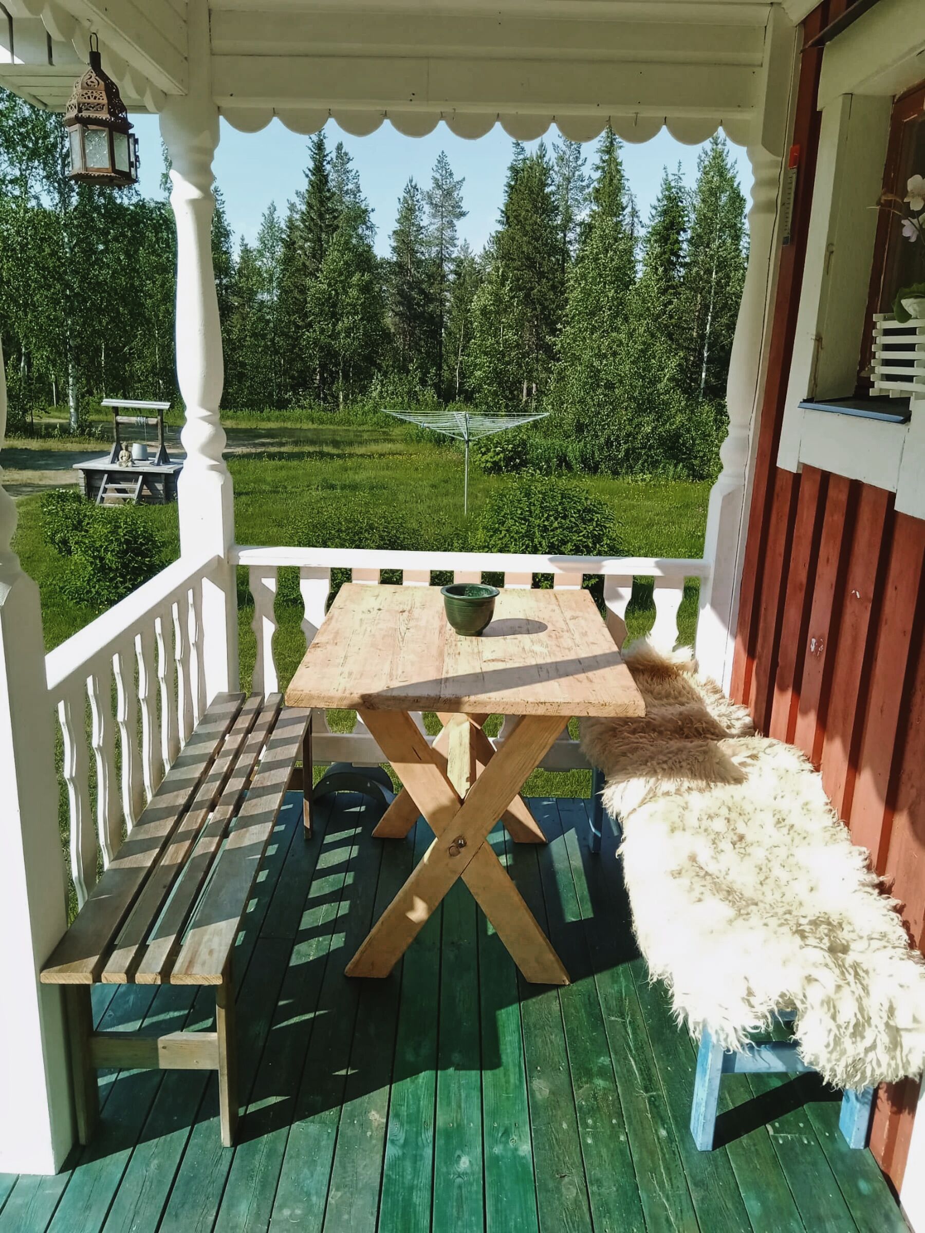 Terrasse mit Gartenblick in Schwedenhaus 